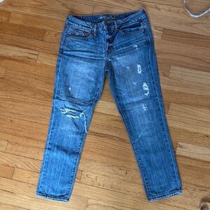 American Eagle Outfitters Women's Destructed Ripped Slouchy Jeans 4